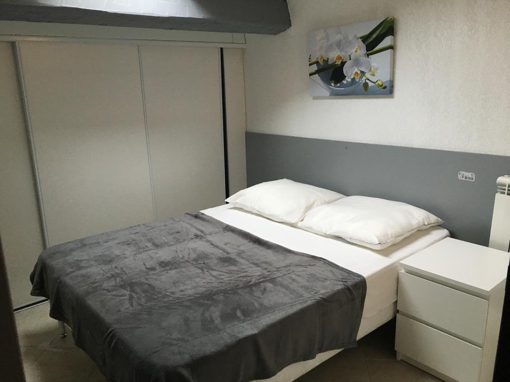 Residence Villa Ange ラ・セーヌ・シュル・メール エクステリア 写真